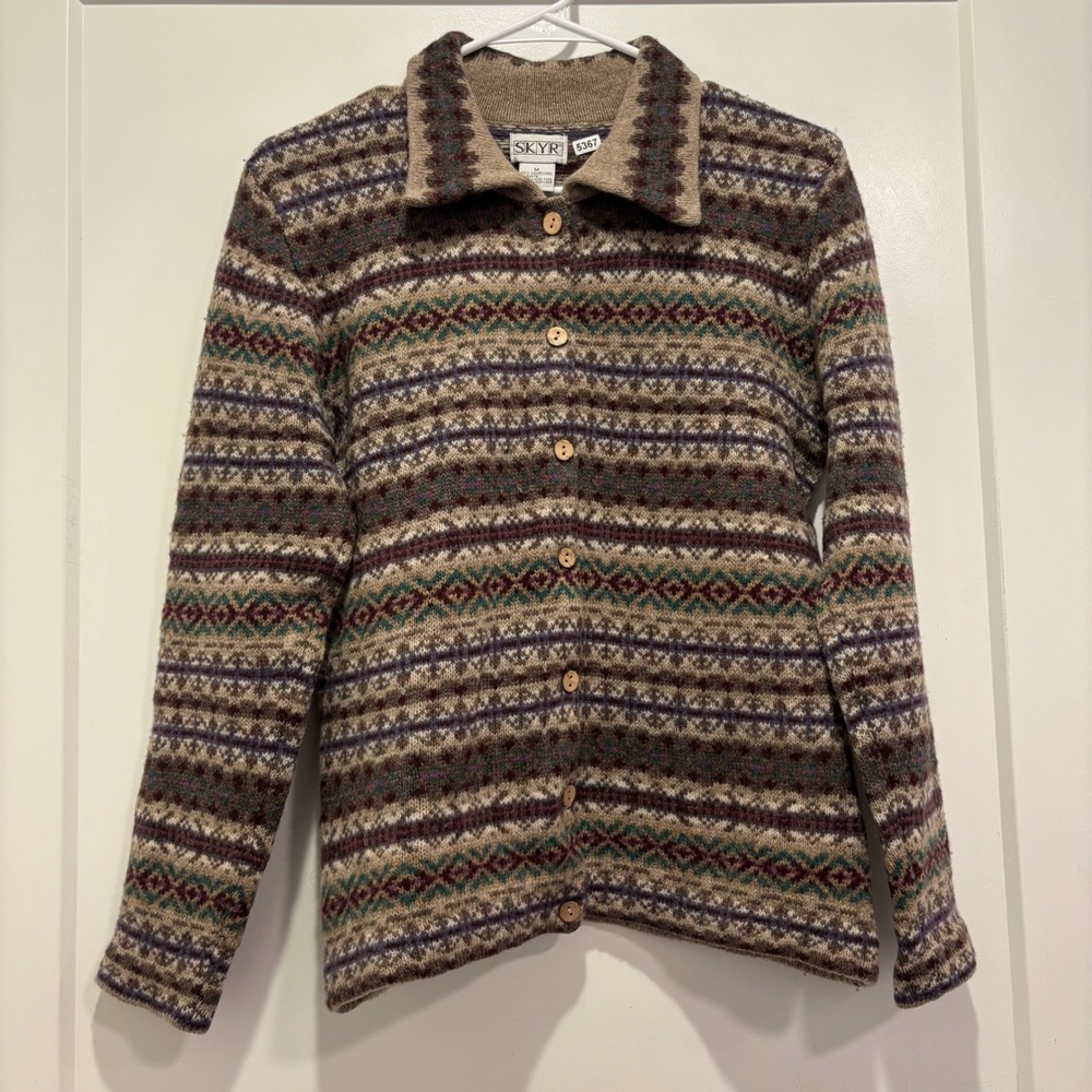 Skyr Womens M Lambswool Fair Isle Cardigan Sweater Brown Purple Button Front